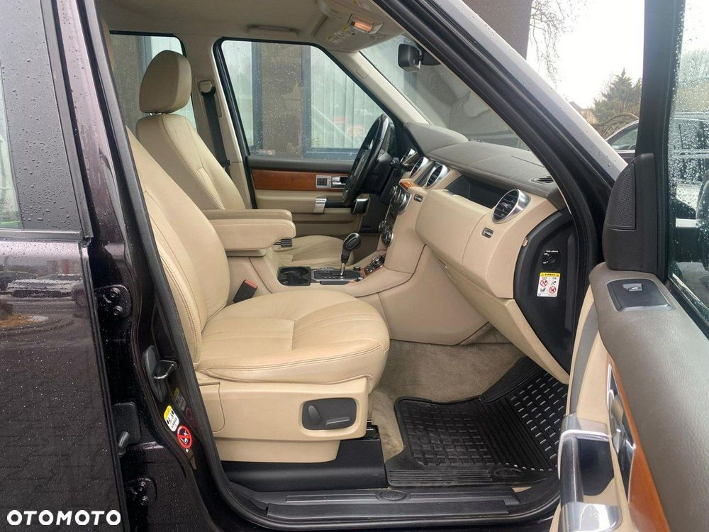 Land Rover Discovery - 16