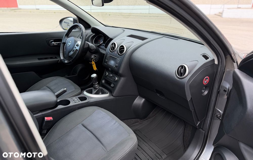 Nissan Qashqai+2 2.0 360 - 20