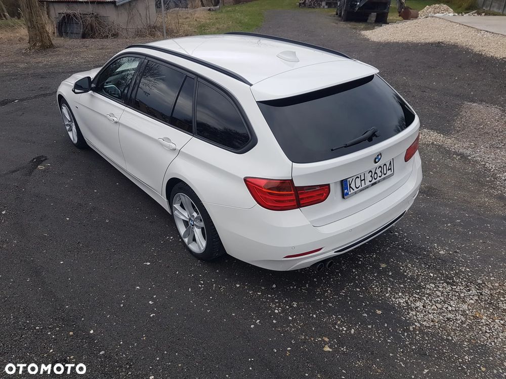 BMW Seria 3 330d xDrive Sport-Aut Sport Line - 9
