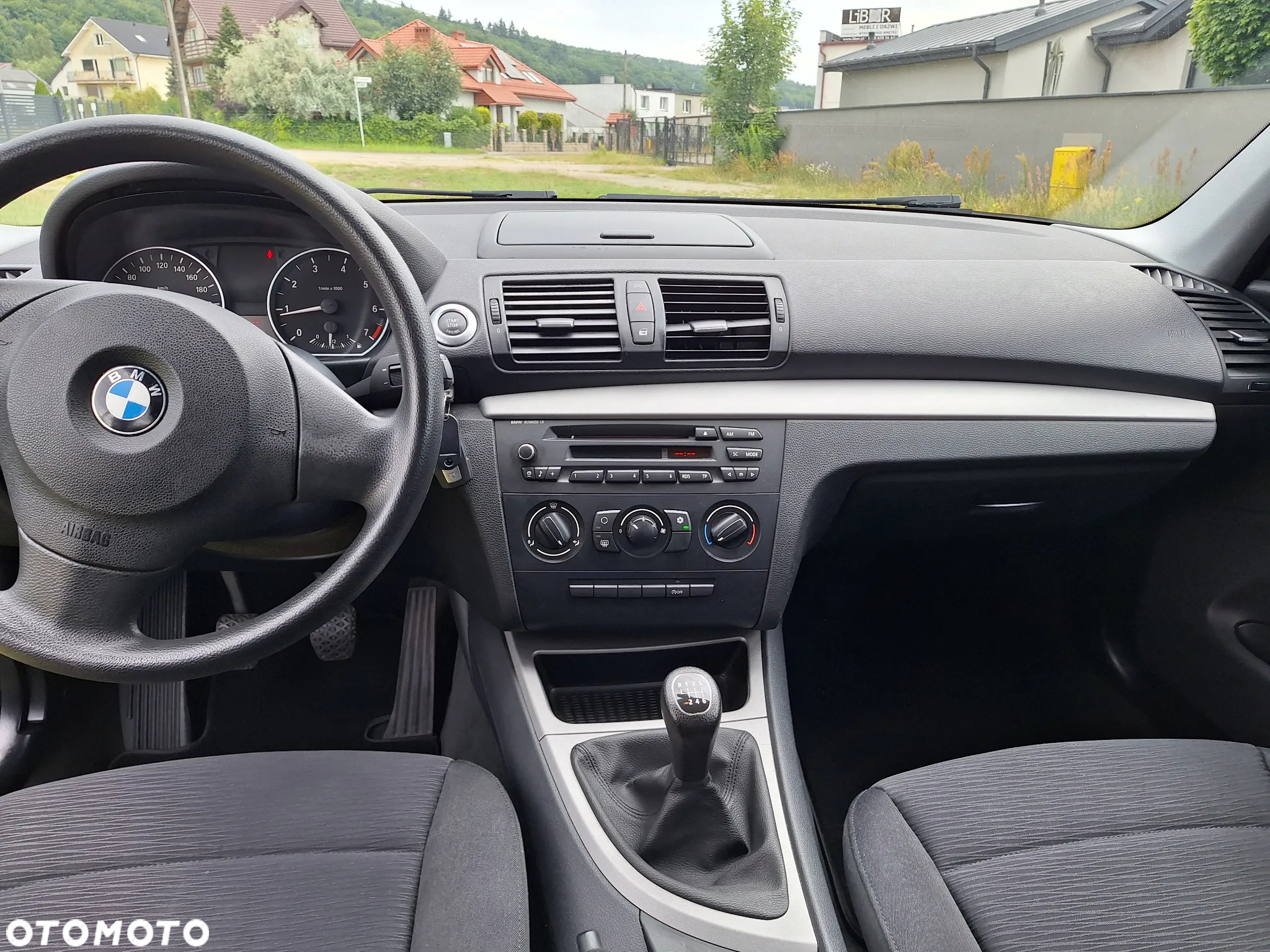 BMW Seria 1 116i - 37
