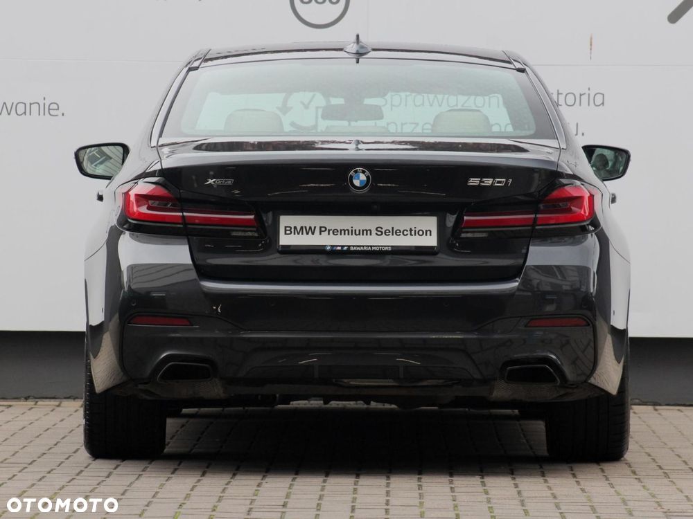 BMW Seria 5 - 12
