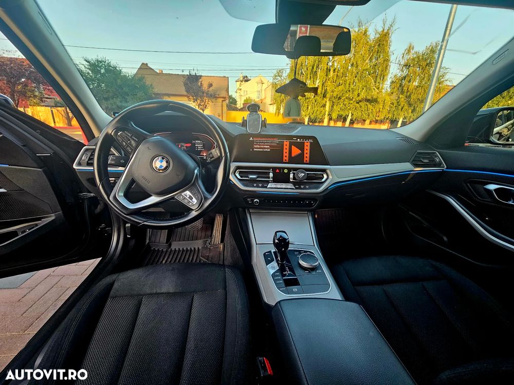 BMW Seria 3 318d Touring Aut. Advantage - 9