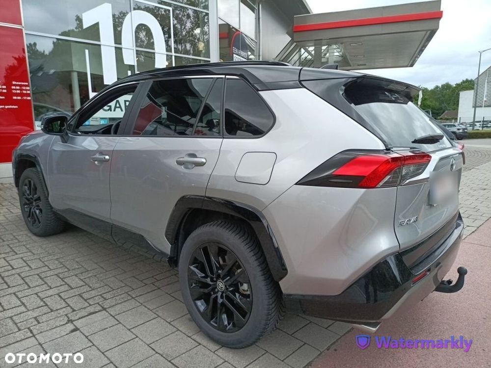 Toyota RAV4 - 5