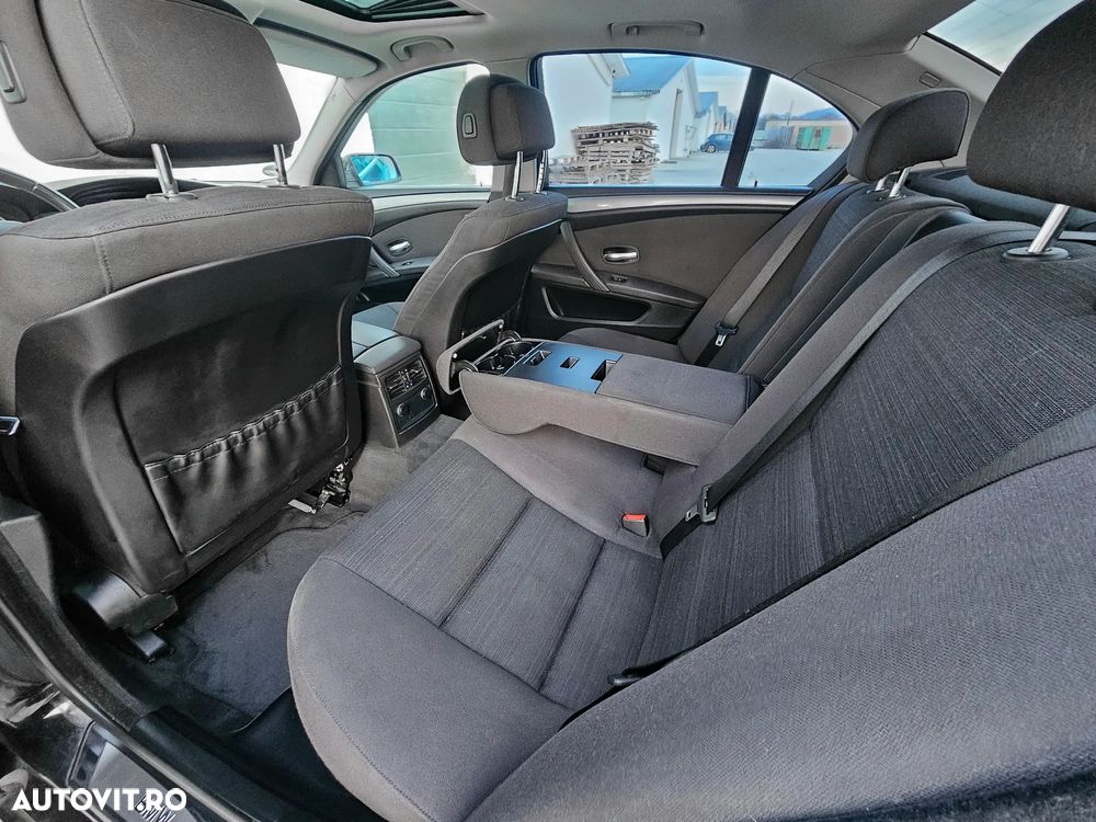 BMW Seria 5 525d Aut. Edition Exclusive - 13