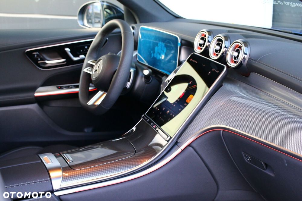 Mercedes-Benz GLC - 23