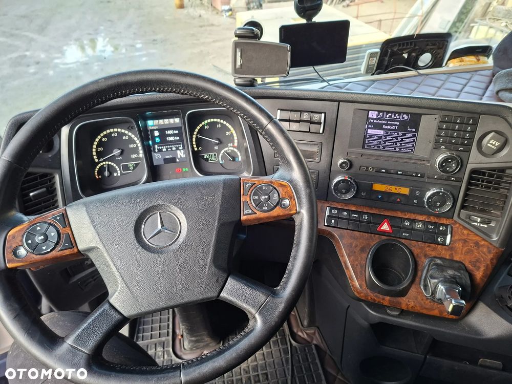 Mercedes-Benz ACTROS - 5