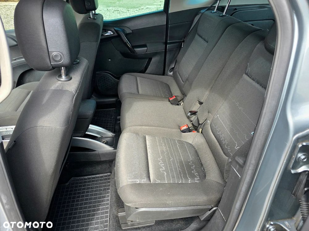 Opel Meriva - 9