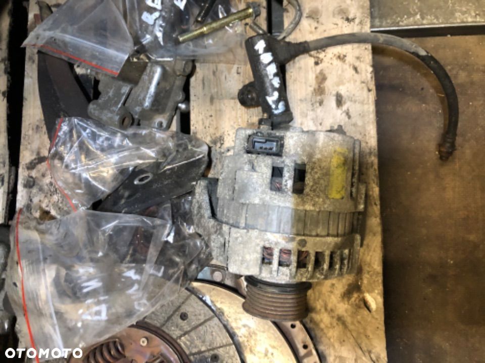 Alternator ssangyong korando 2.9tdi 2002r - 1