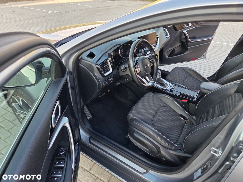 Kia XCeed 1.6 T-GDI L Business Line DCT - 10