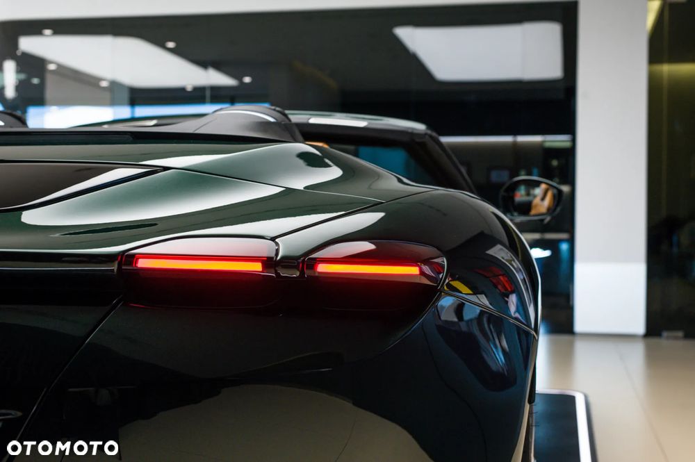 Ferrari Roma Spider - 18