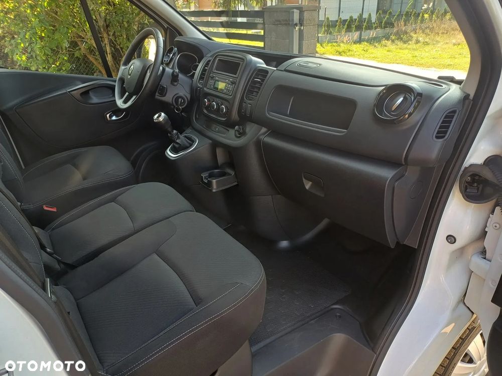 Renault Trafic - 10