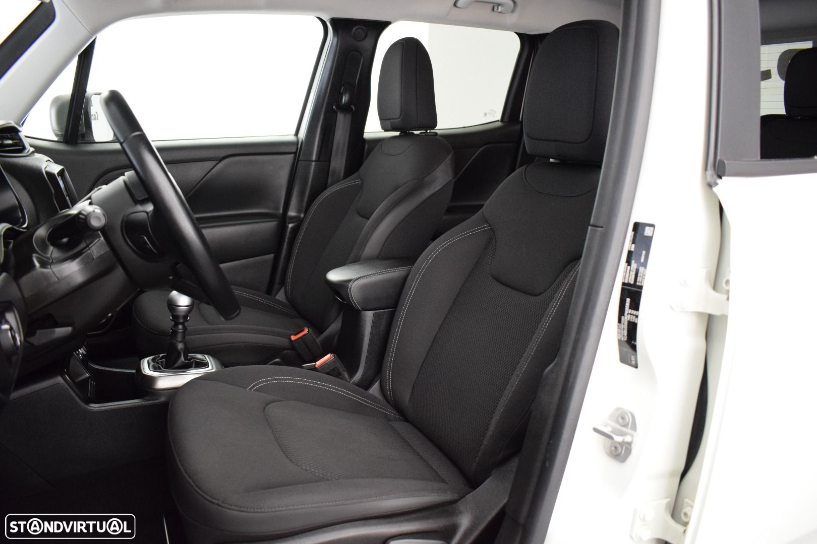 Jeep Renegade 1.6 MJD Limited - 22