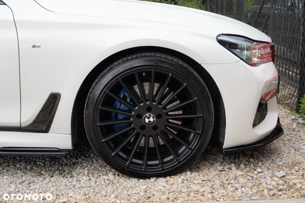 BMW Seria 7 730d xDrive - 29