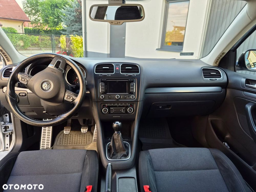 Volkswagen Golf 2.0 TDI DPF Style - 10