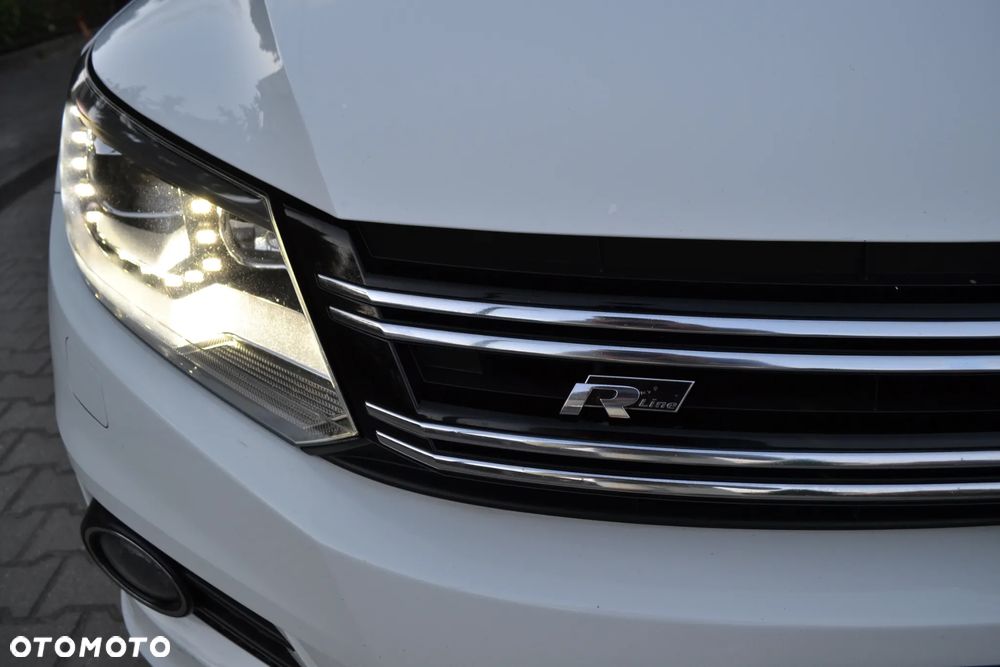 Volkswagen Tiguan 2.0 TDI Perfectline R-Style - 29