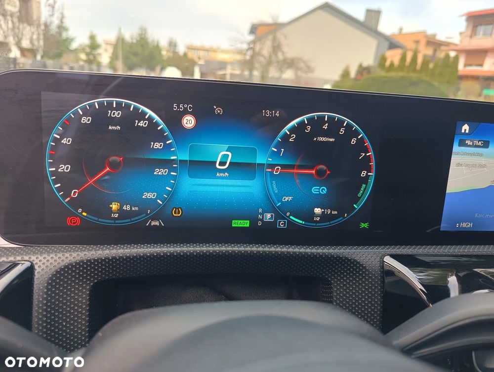 Mercedes-Benz Klasa A 250 e 8G-DCT AMG Line - 24