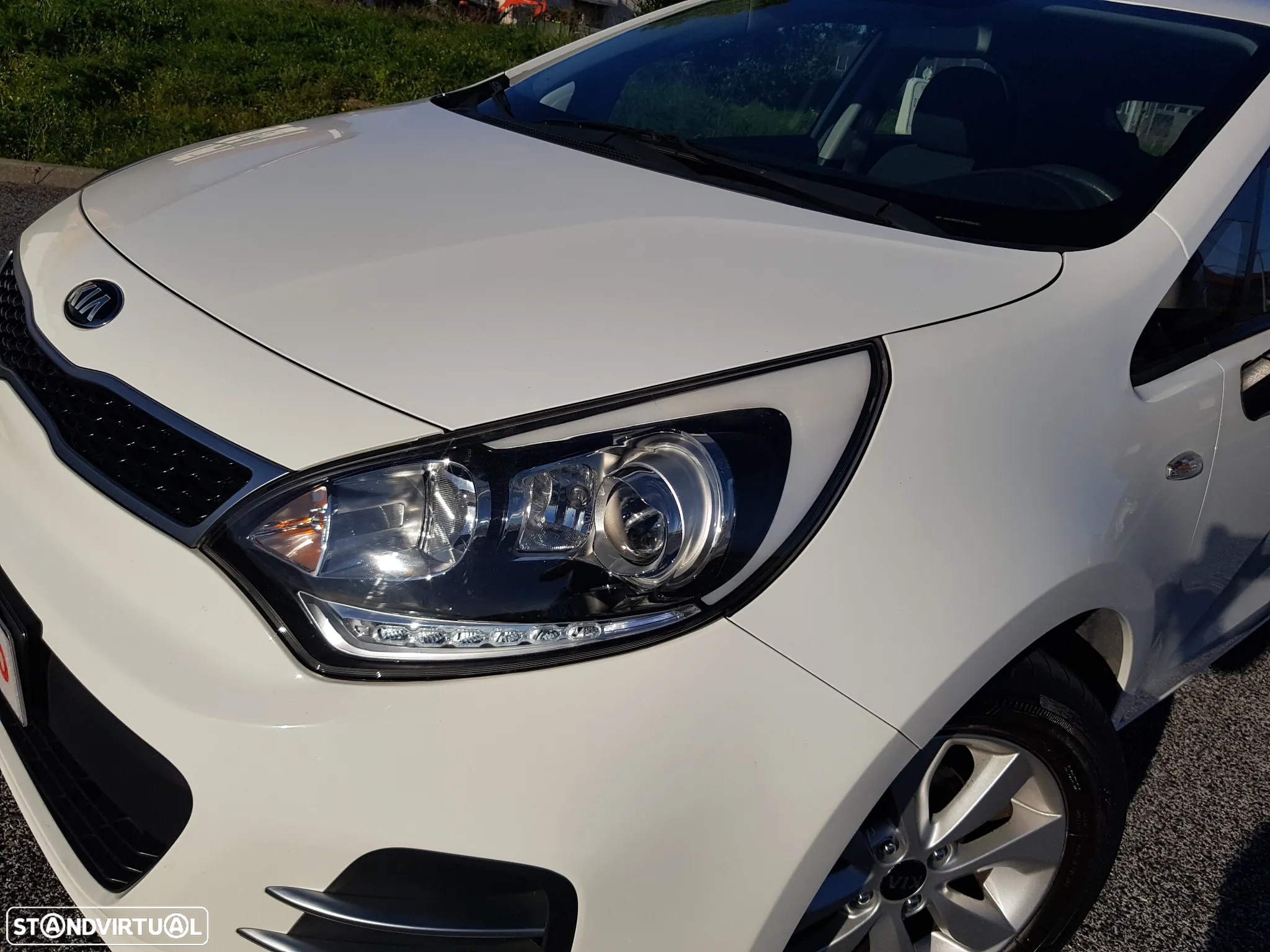Kia Rio 1.1 CRDi TX ISG - 10