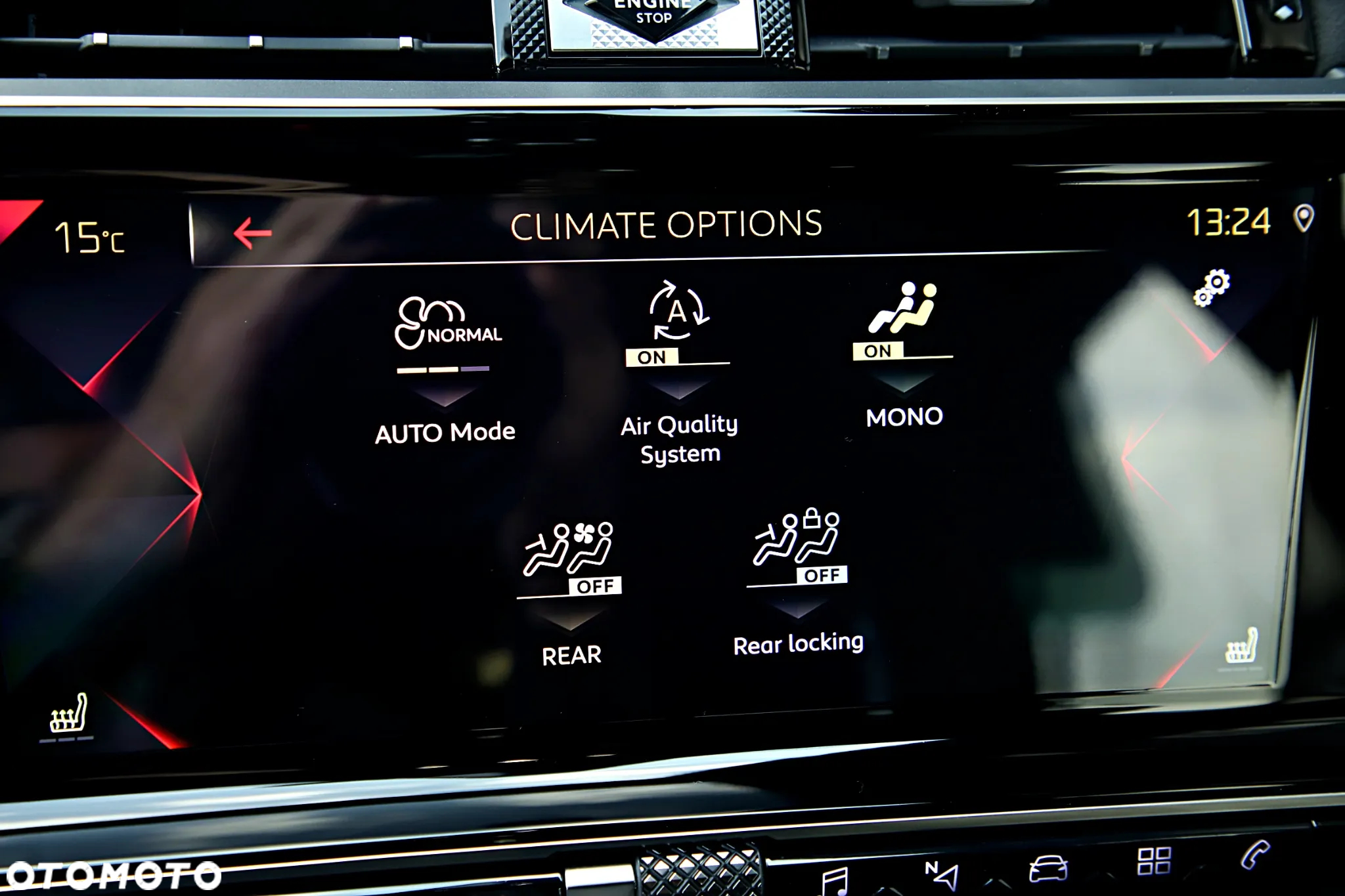 DS Automobiles DS 7 Crossback 1.6 PureTech Performance Line + - 34