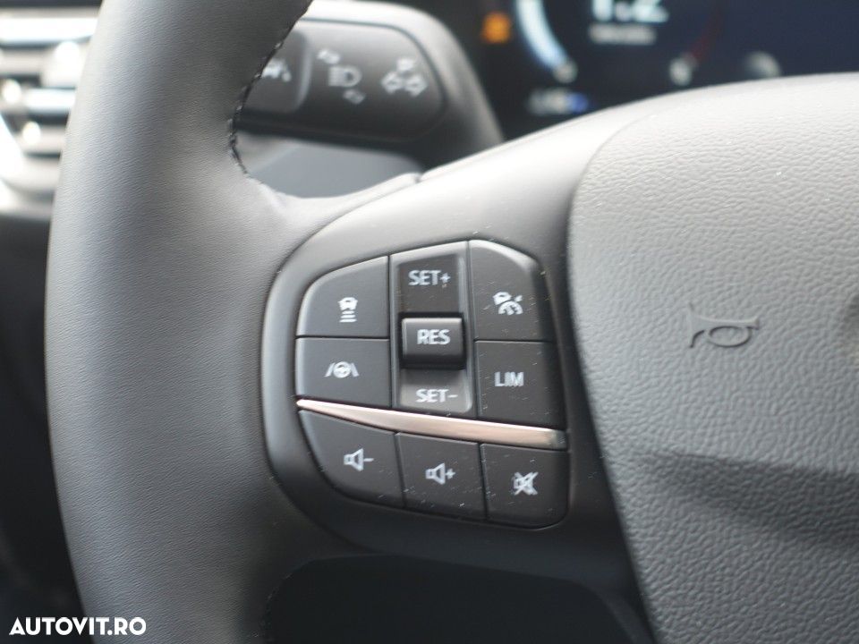 Ford Focus - 20