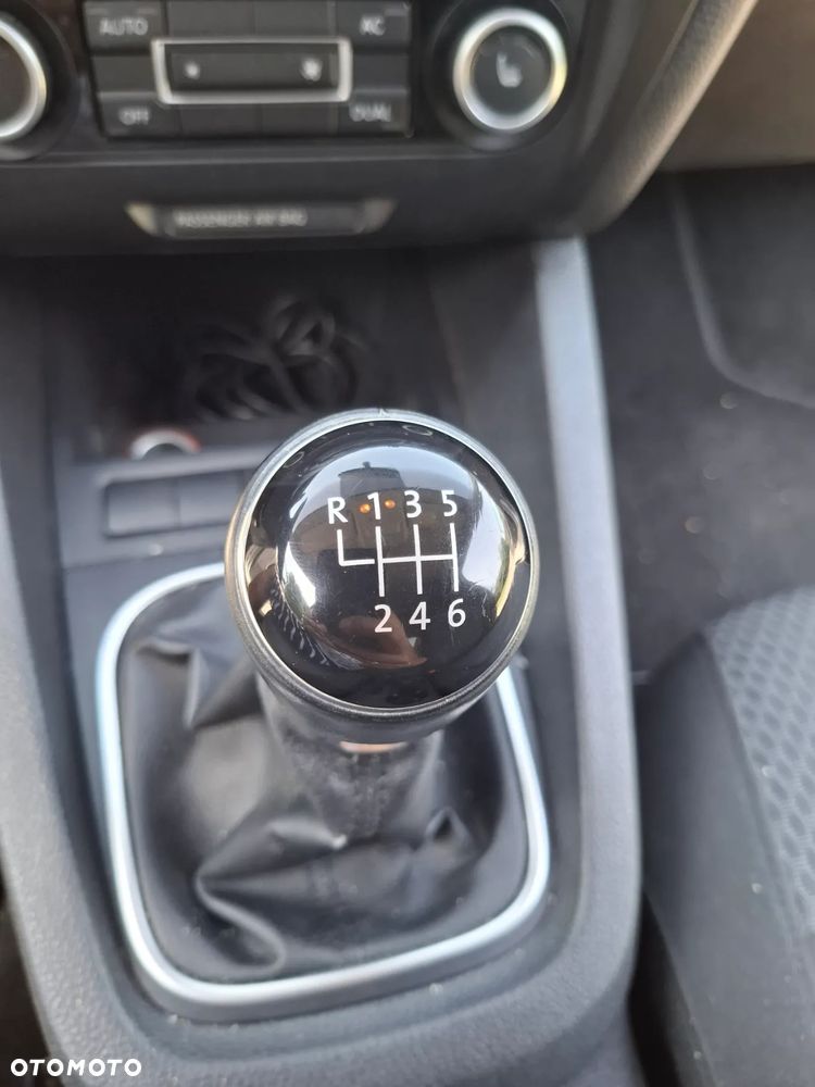 Volkswagen Jetta 1.4 TSI Comfortline - 12