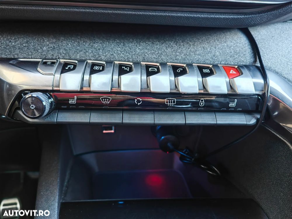 Peugeot 3008 2.0 BlueHDI S&S GT-Line - 28