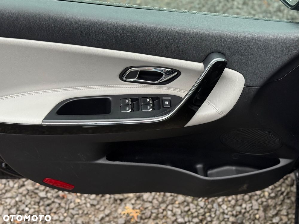 Kia Ceed - 12