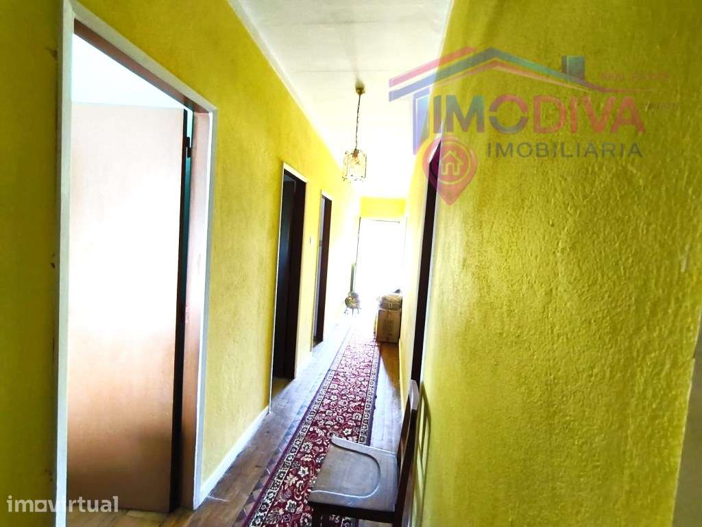 Moradia Isolada T3 com Terreno e Garagem em Bairradas, Figueiró dos... - Grande imagem: 3/50