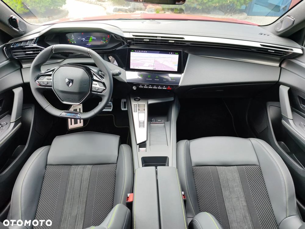 Peugeot 408 1.2 PureTech mHEV GT Exclusive S&S e-DSC6 - 28