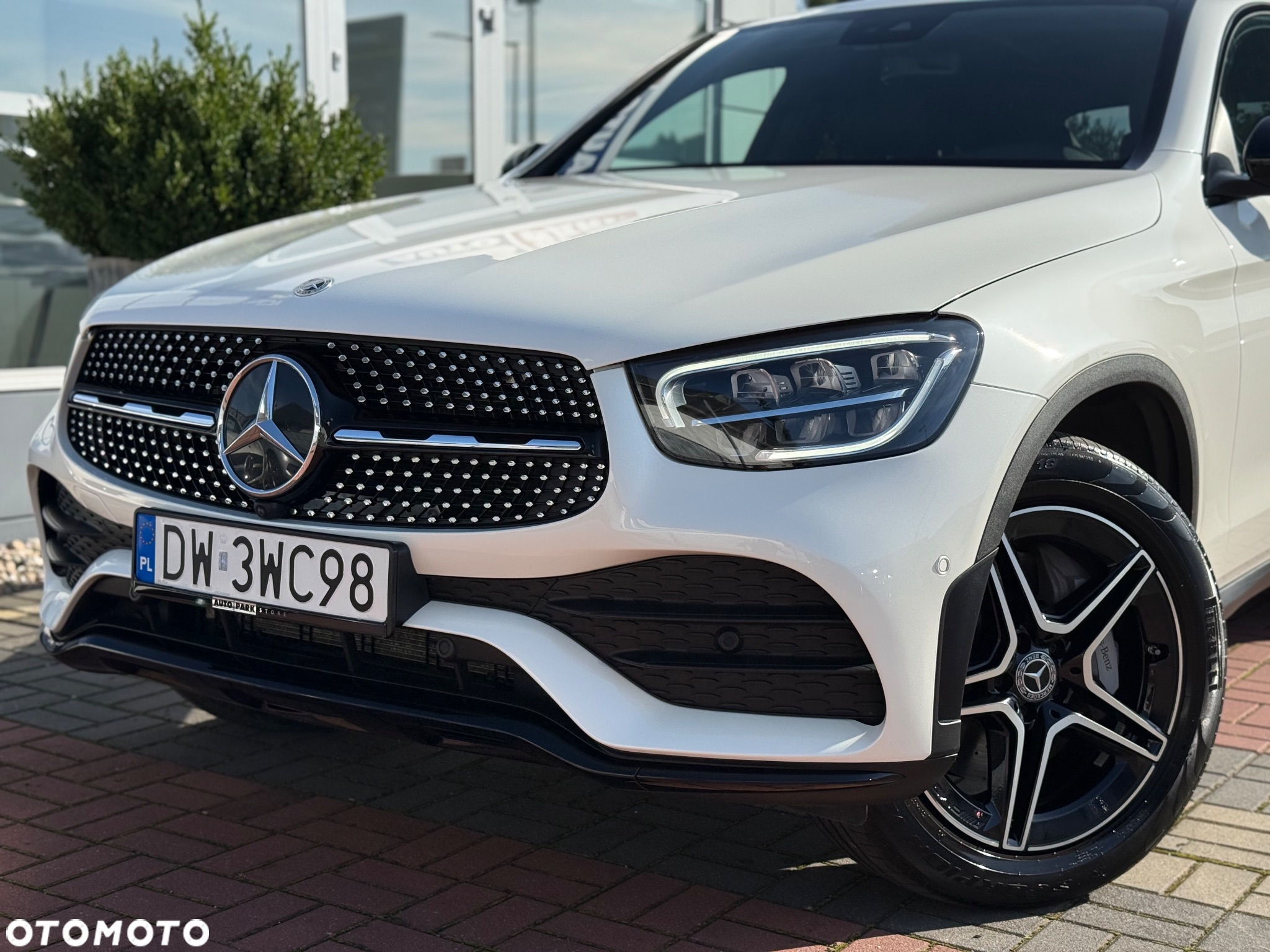 Mercedes-Benz GLC Coupe 300 de 4-Matic Business Edition - 14