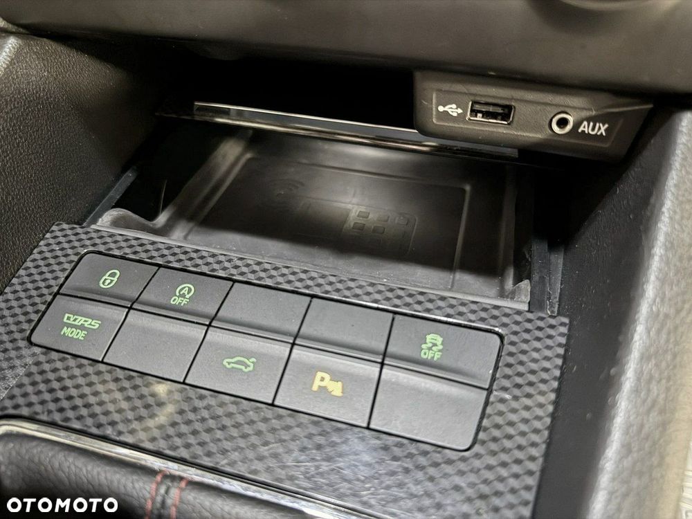 Skoda Octavia 2.0 TSI RS - 32