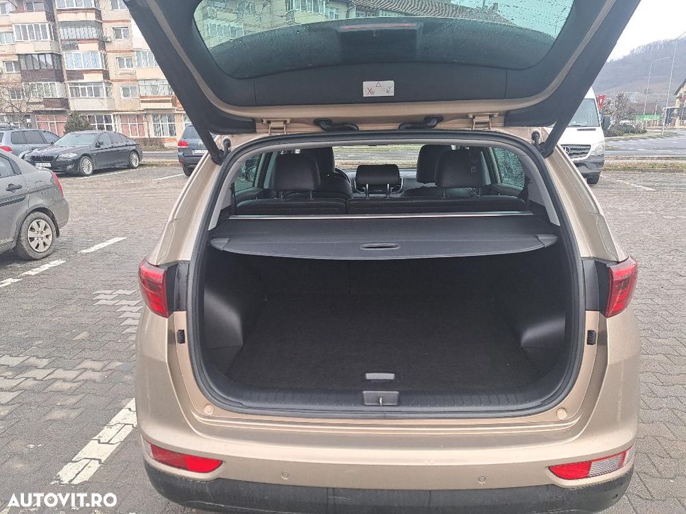 Kia Sportage 2,0 CRDI AWD Aut. GT Line - 10