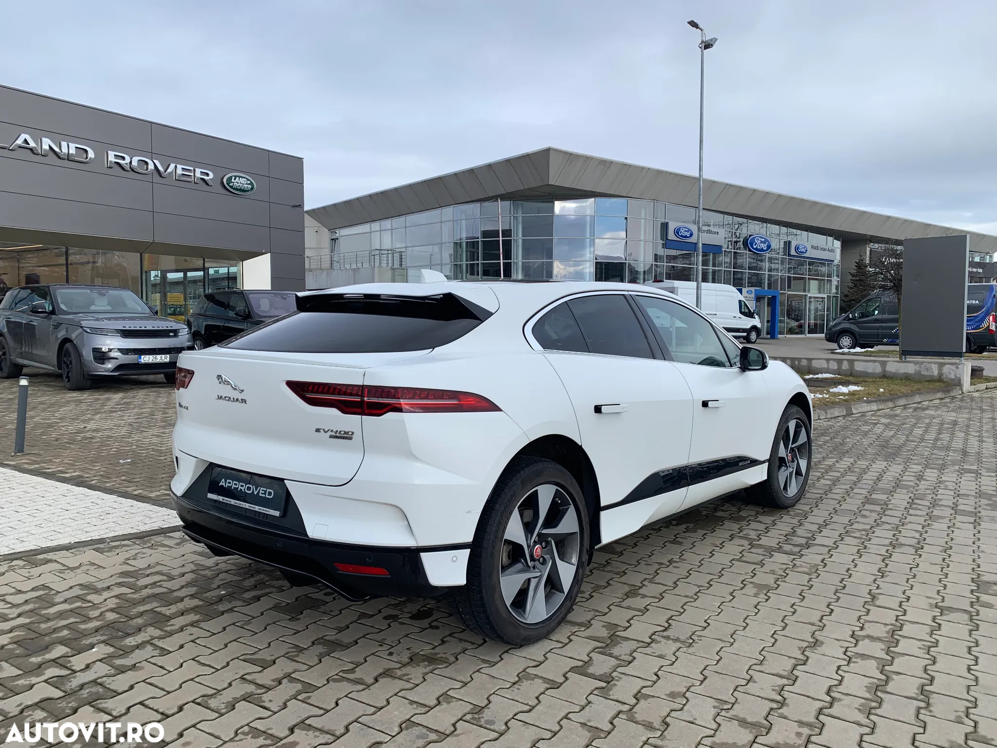 Jaguar I-Pace SE - 6