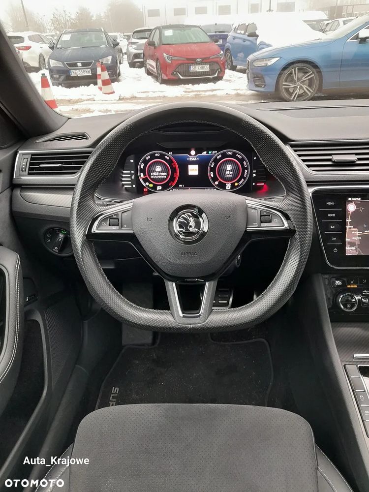 Skoda Superb 2.0 TDI SCR 4x4 Sportline DSG - 11