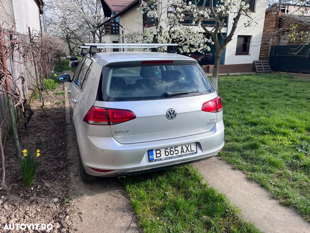 Volkswagen Golf - 2