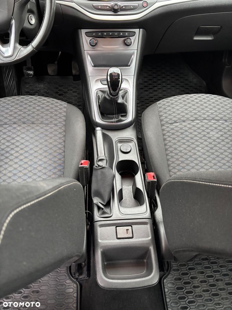 Opel Astra 1.6 CDTI Sport - 16