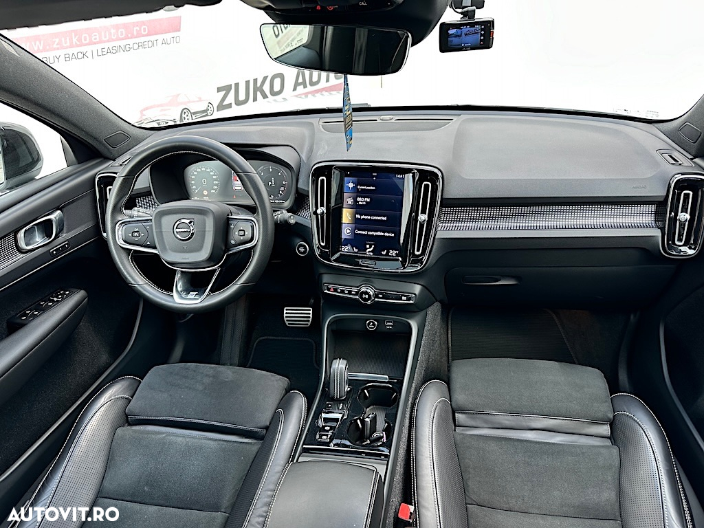 Volvo XC 40 D4 AWD R-Design - 12