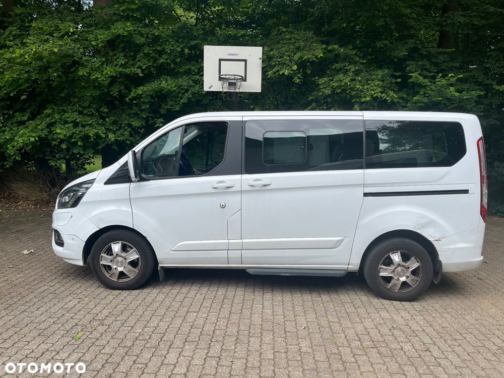 Ford Tourneo Custom 1.0 PHEV L1 Titanium - 26