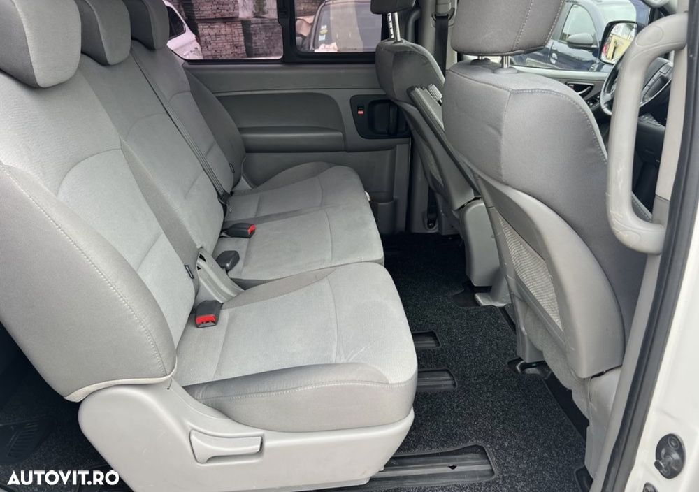 Hyundai H-1 2.5 CRDi Travel Comfort - 11