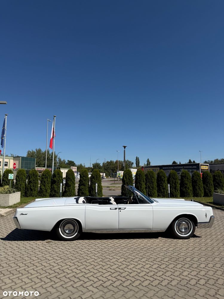 Lincoln Continental - 7