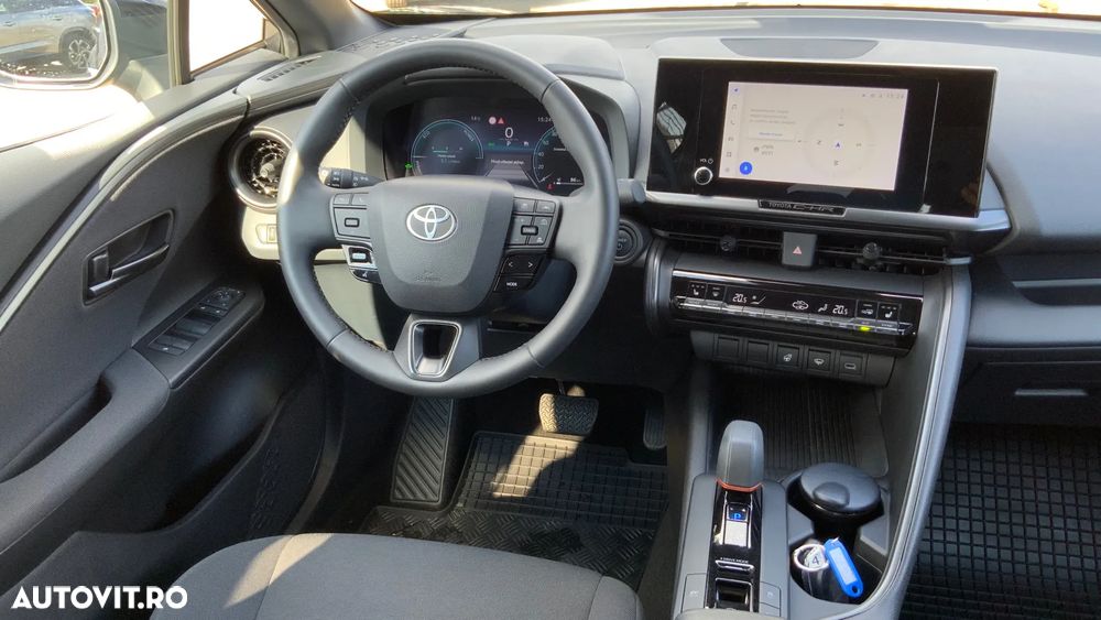 Toyota C-HR - 12