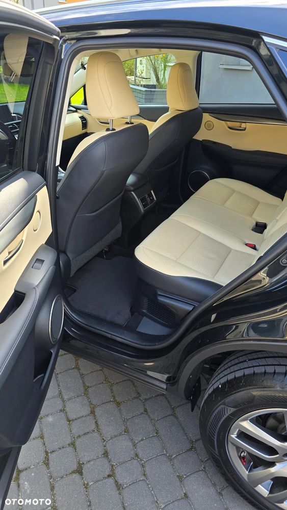 Lexus NX 200t Comfort AWD - 14