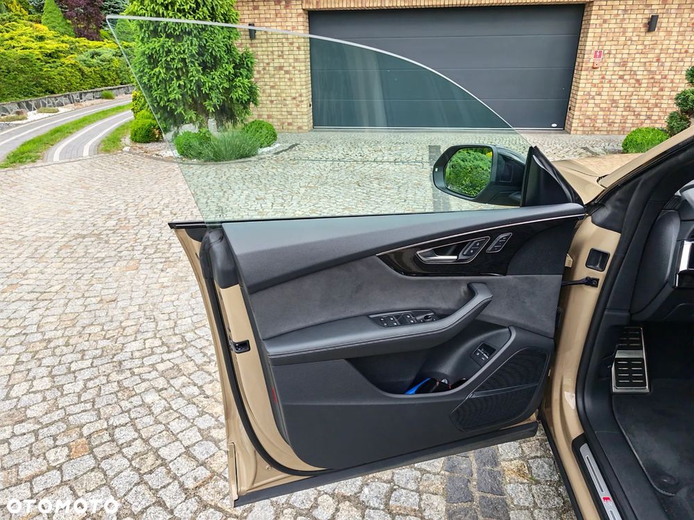 Audi Q8 55 TFSI e PHEV Quattro Tiptronic - 11