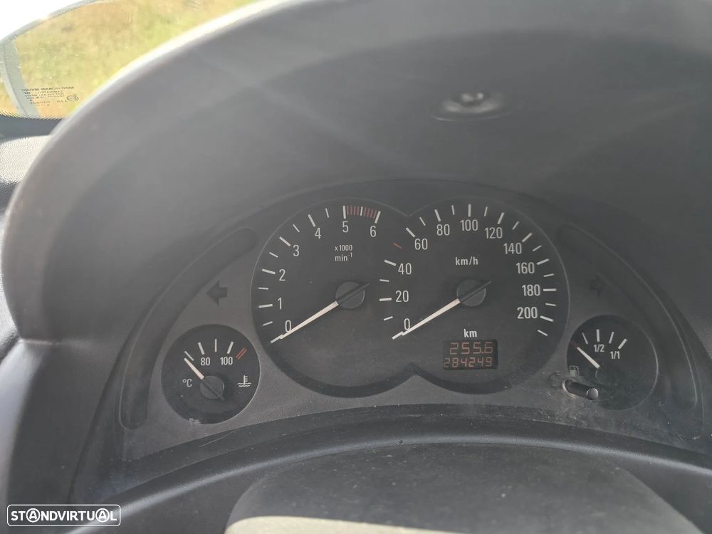 Opel Corsa 1.3 CDTi Enjoy - 10
