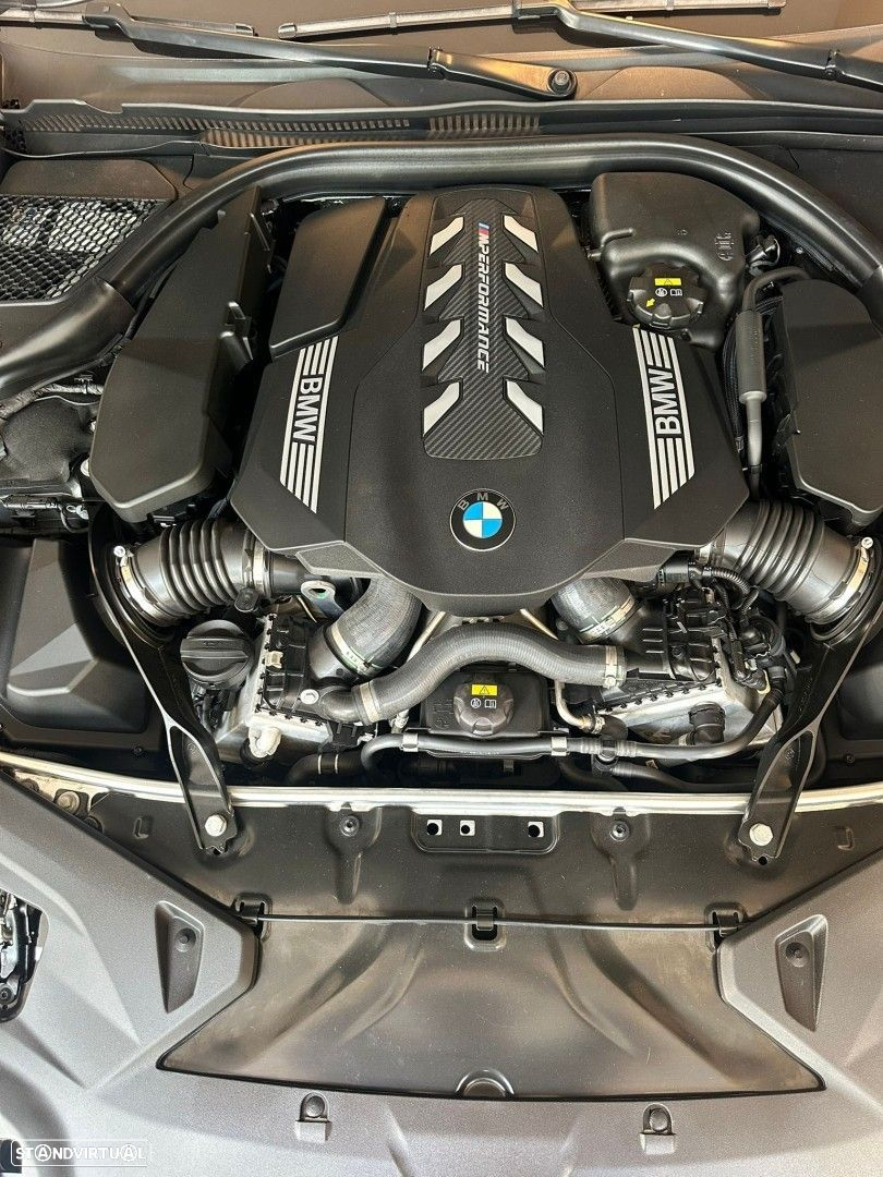 BMW M850i xDrive - 5