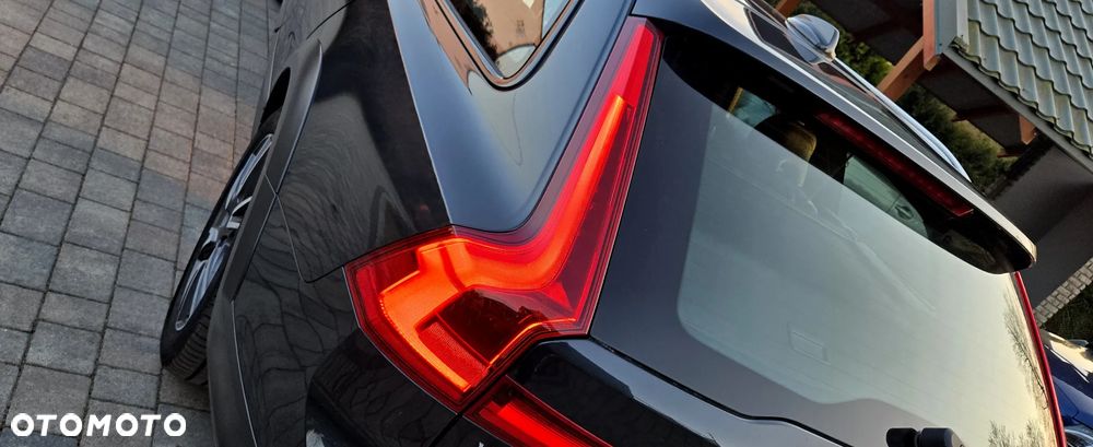 Volvo V90 Cross Country D5 AWD Geartronic Pro - 23