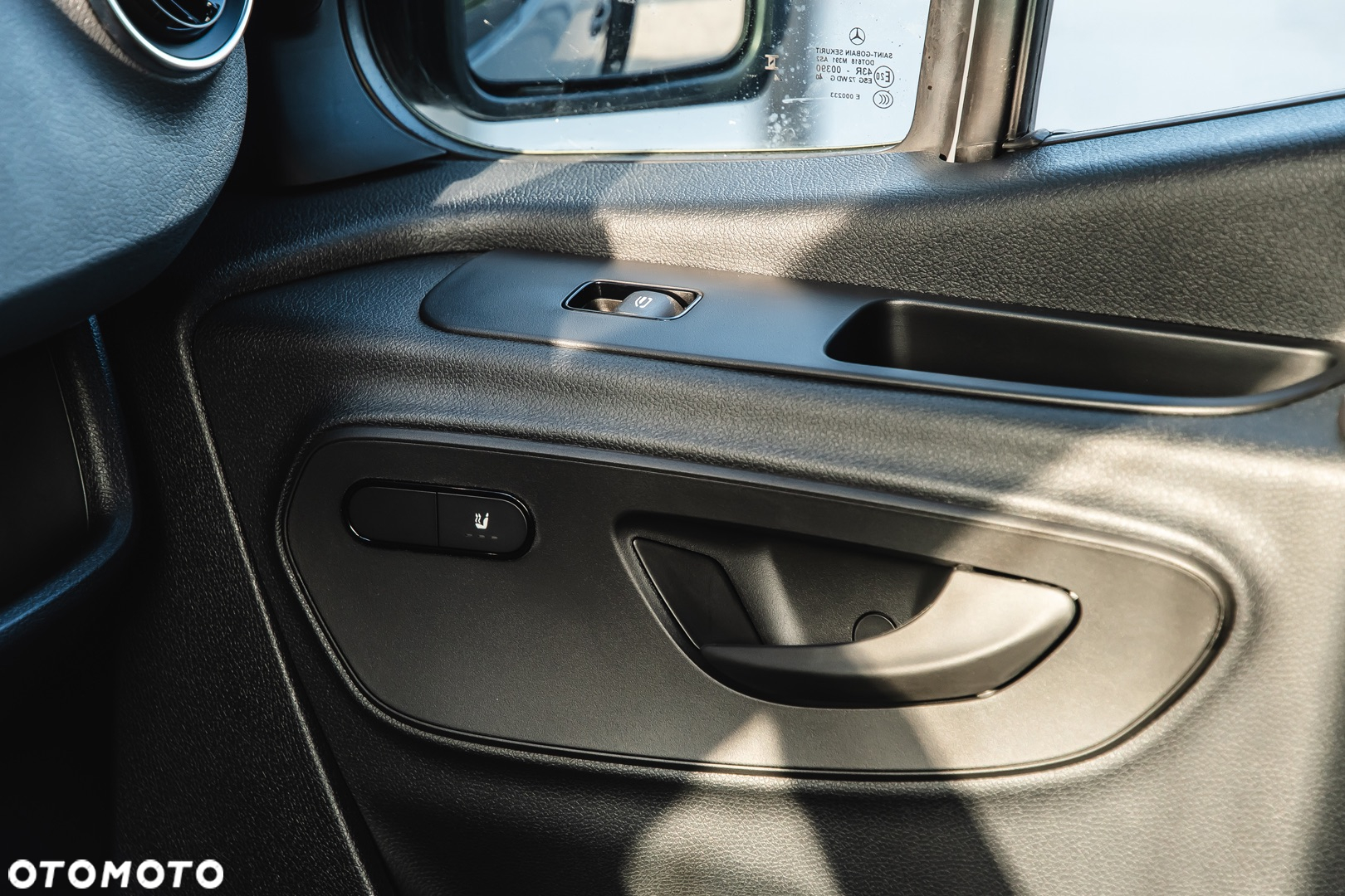 Mercedes-Benz Sprinter - 16