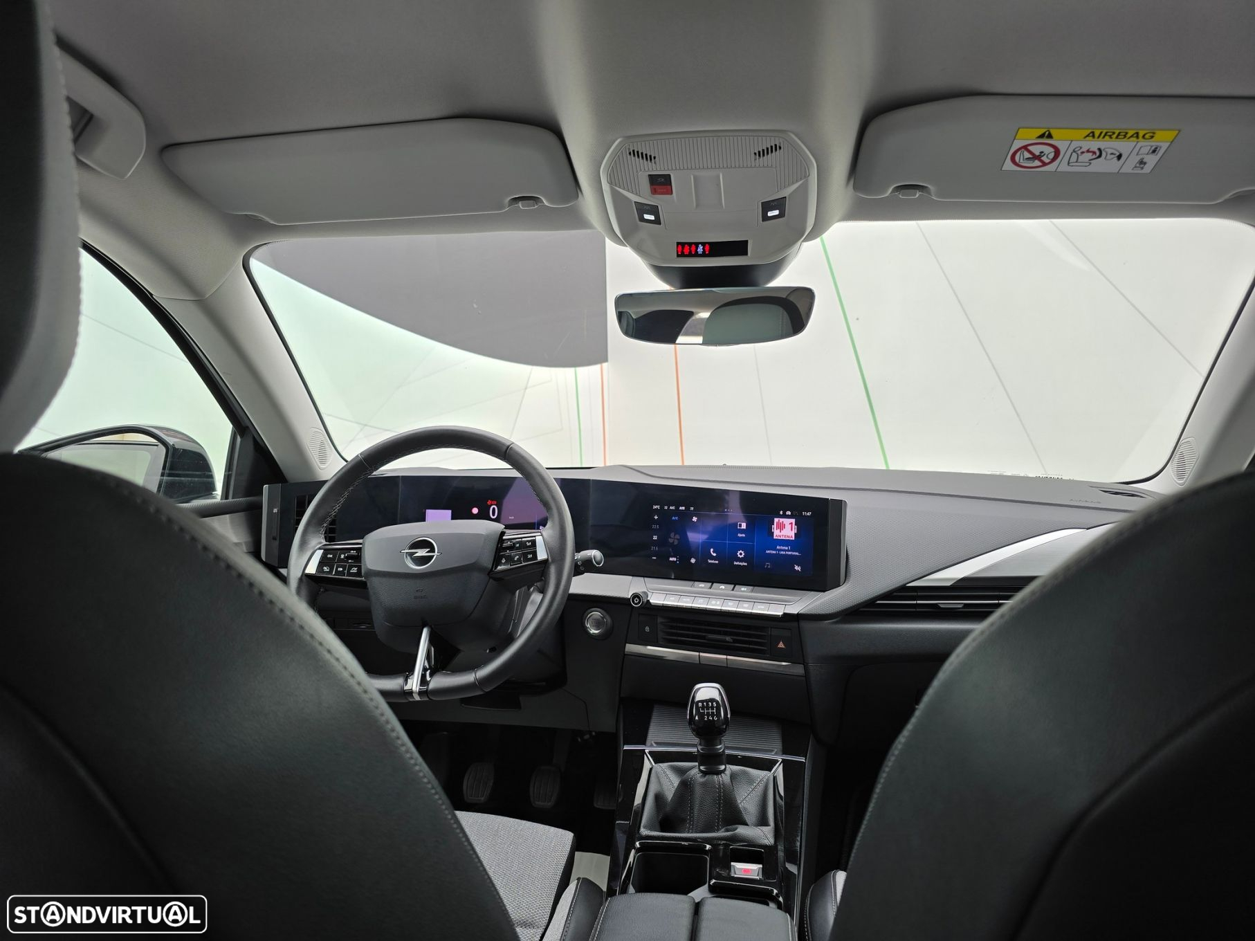 Opel Astra 1.2 T Elegance - 39
