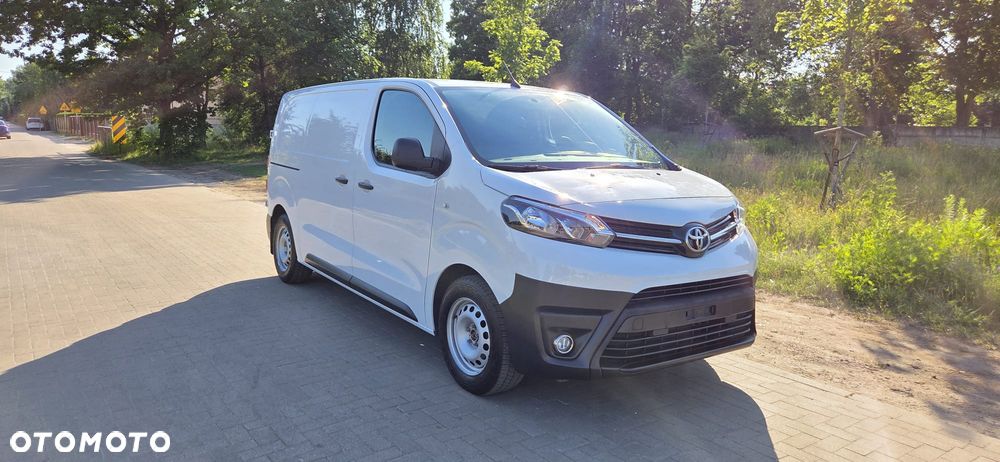 Toyota PROACE - 1