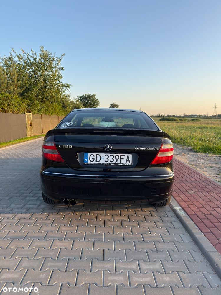 Mercedes-Benz Klasa C 180 Kompressor - 11