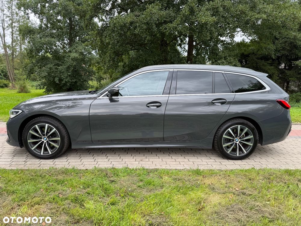 BMW Seria 3 320d Edition Luxury Line Purity - 6